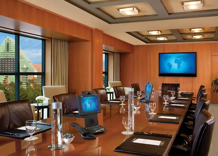 In Luxury hotels Walt Disney World Swan