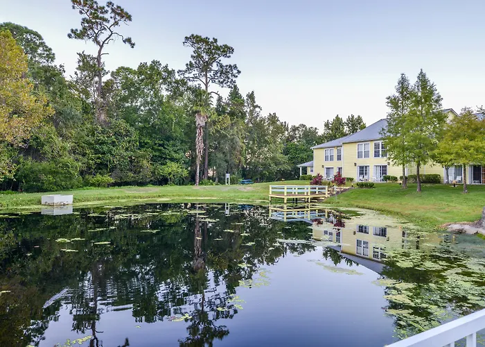 Cheap hotel: Barefoot Suite