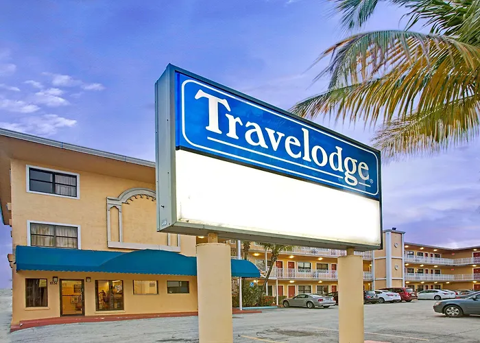  Travelodge By Wyndham Fort Lauderdale