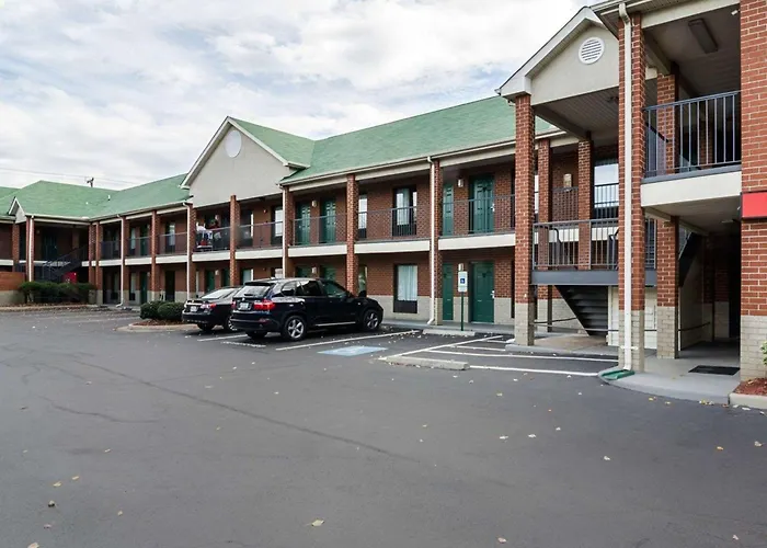 Econo Richmond North