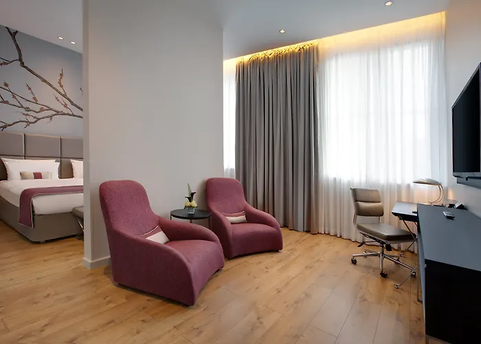 5 star hotel: The Posthouse Berlin Potsdamer Platz- Leonardo Limited Edition