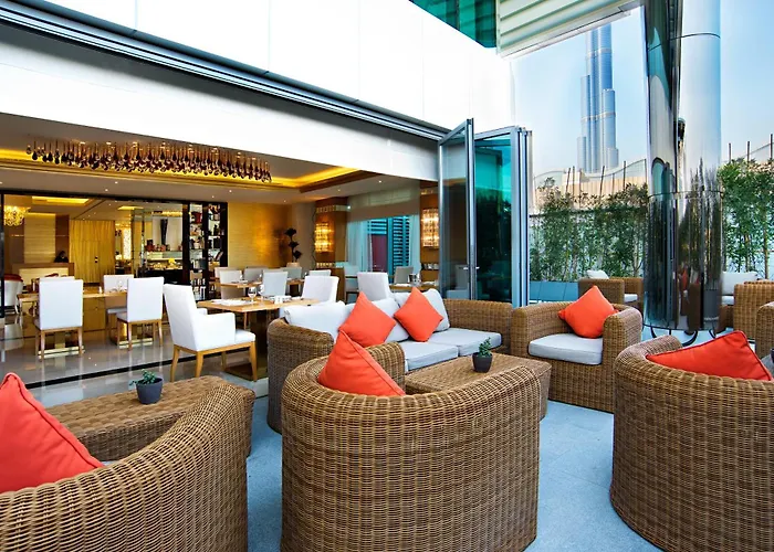 Hotel 5 estrelas: Damac Maison Mall Street