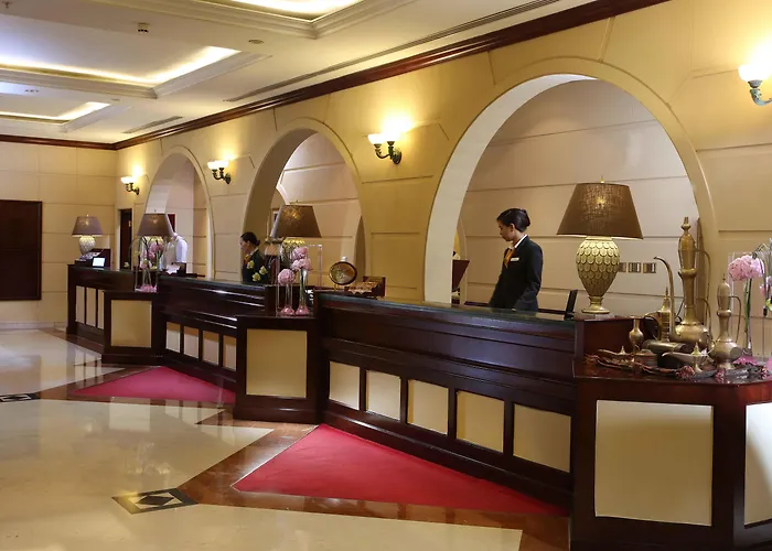 Pet Friendly hotel: Knight Castle Hotel