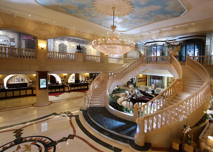 Pet Friendly hotel: Knight Castle Hotel