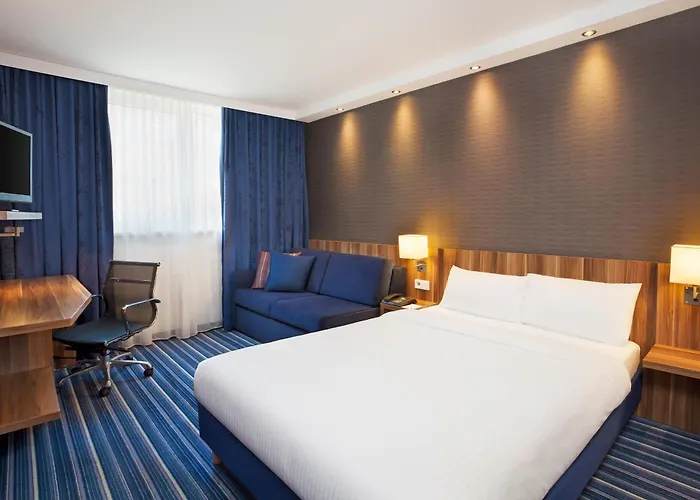 3 SterneHotel Holiday Inn Express Augsburg By Ihg