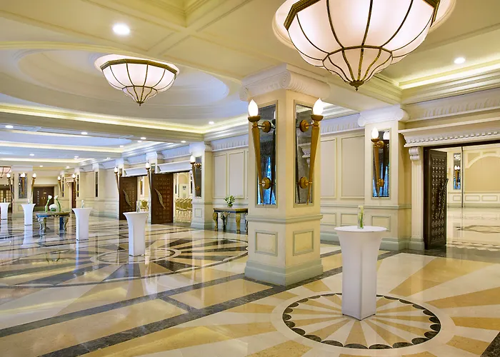 Al Habtoor Grand Resort, Autograph Collection