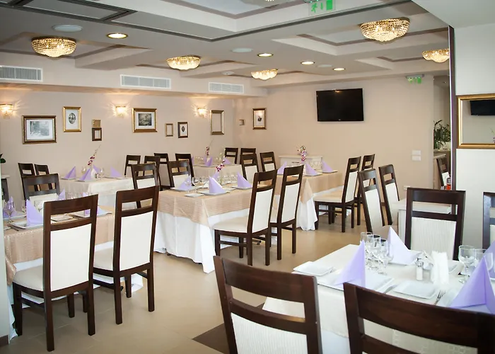 Hotel 4 stelle: Ambasador