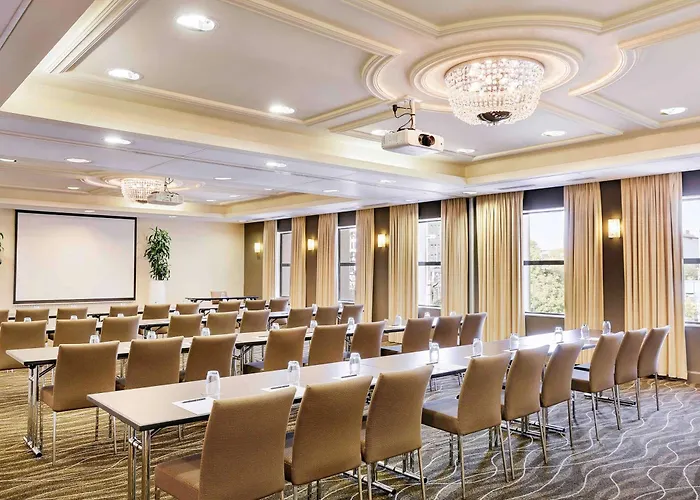 Resorts Guide Novotel Christchurch Cathedral Square