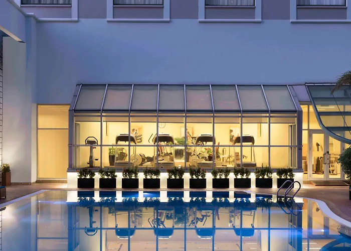 Golf hotel: Sheraton Saigon Grand Opera Hotel