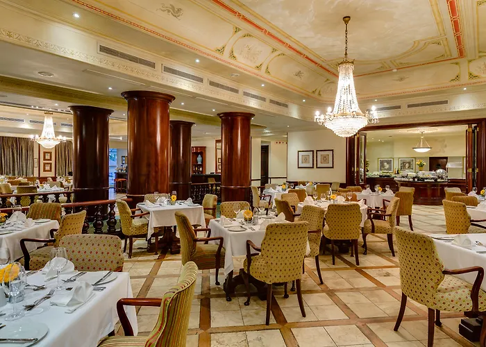 Strandhotel: The Edward