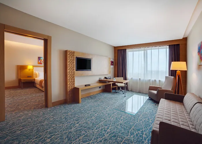 Ping Pong hotel: Holiday Inn Baku By Ihg