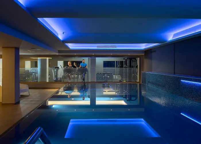 Hoteles con Jacuzzi Faros
