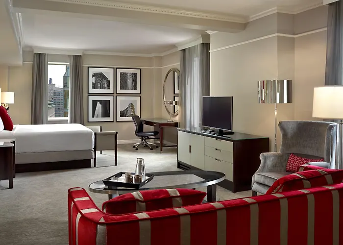 Hotel 5 estrelas: The Omni King Edward Hotel