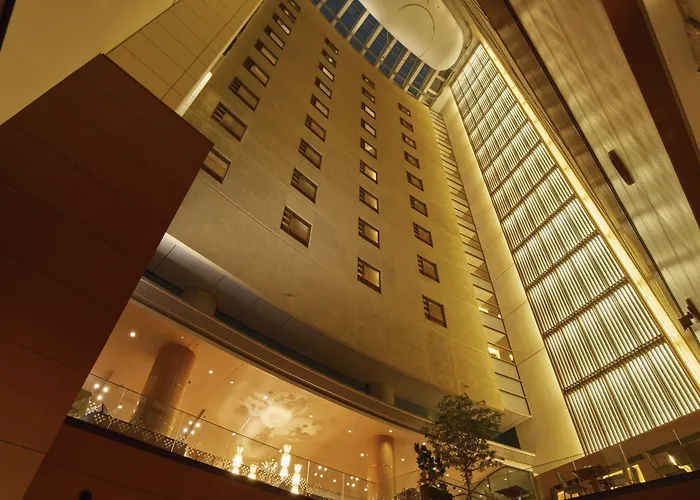 Luxury hotel only: Marunouchi Hotel