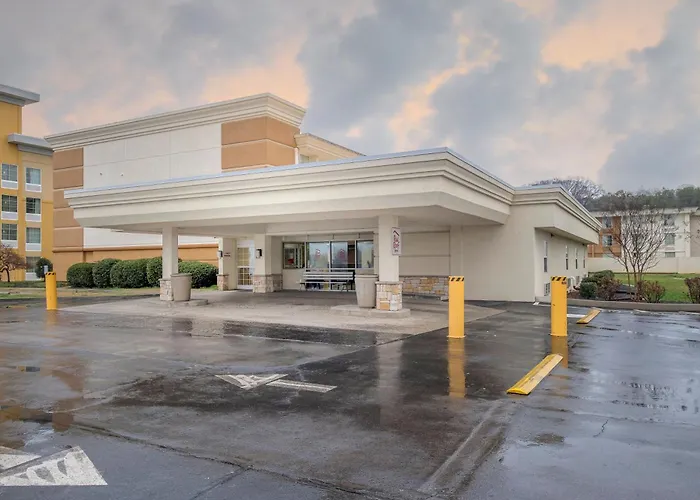 Motel: Red Roof Inn Knoxville Central - Papermill Road