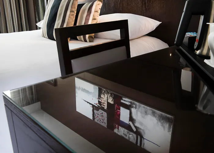 3 star hotels Albert 1Er Paris Lafayette