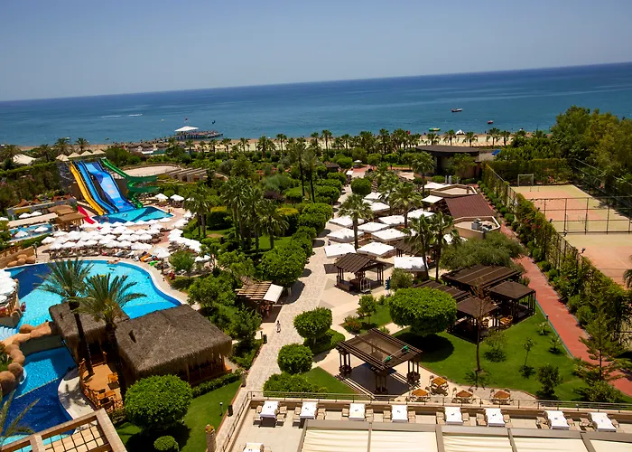Jacuzzi-Hotel: Fame Residence Lara & Spa
