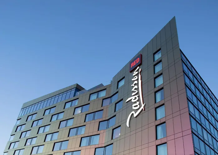 Pet Friendly hotel: Radisson Red Hotel, Glasgow