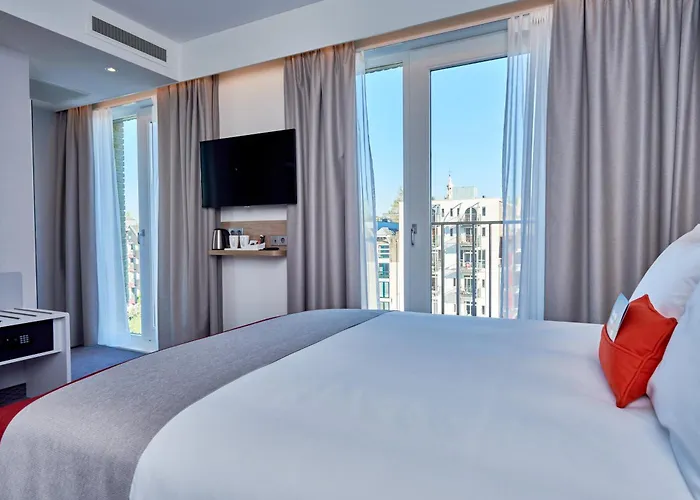 Holiday Inn Express - City Hall By Ihg