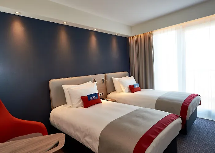 Holiday Inn Express - City Hall By Ihg