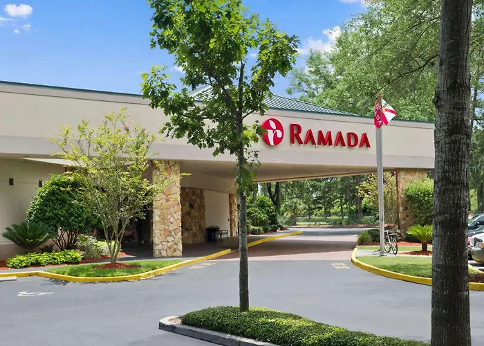 Ramada By Wyndham Jacksonville & Conference Center