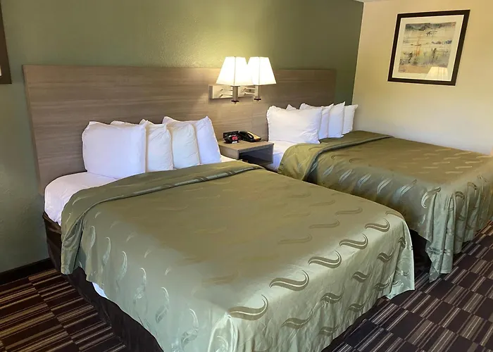 Dog friendly hotels Quality Fort Pierce I-95