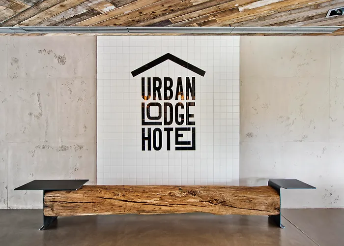 Resort: Urban Lodge Hotel