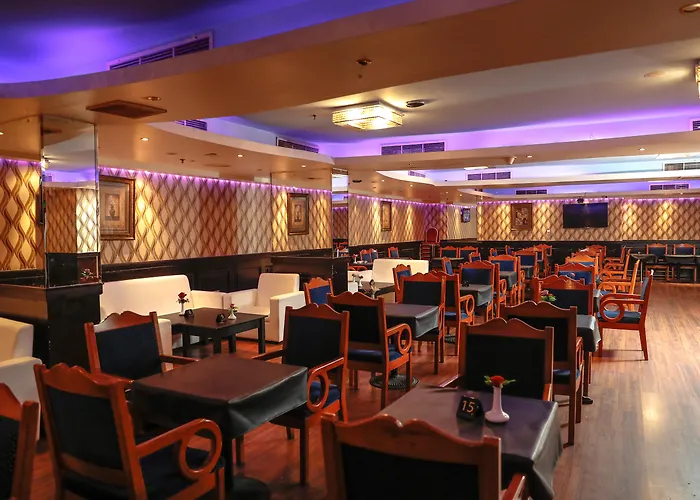 Luchthavenhotel: Taj Plaza Hotel