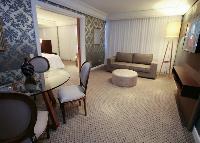 Grand Mercure Rayon