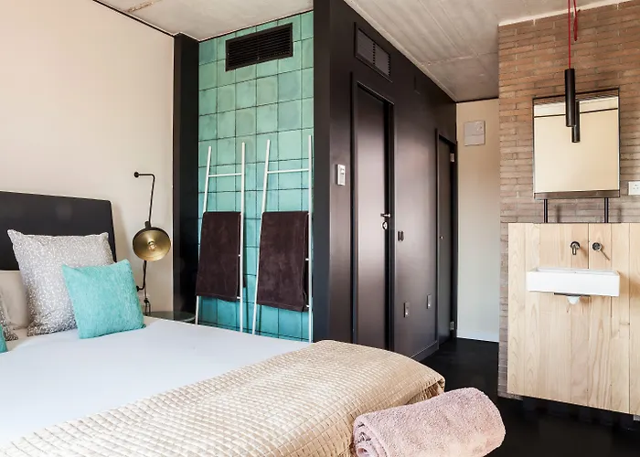 Hotel nahe College: Bastardo Hostel