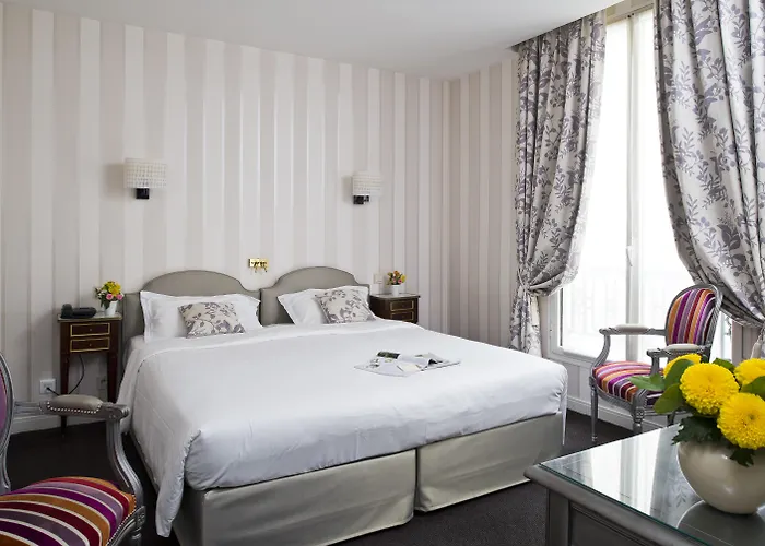 Hôtel de luxe: Hôtel Saint-Pétersbourg Opéra&Spa