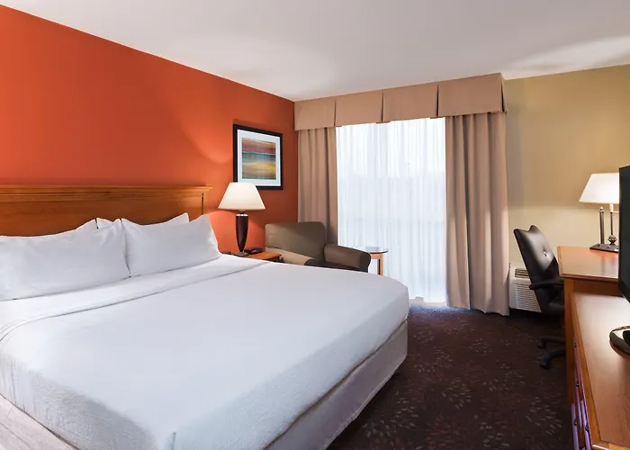 Airport Hotel: Holiday Inn Cincinnati-Riverfront By Ihg