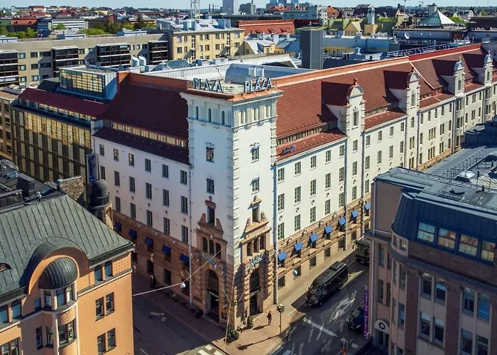 Luxury hotel only: Radisson Blu Plaza Hotel, Helsinki