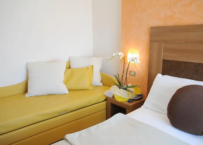 Hotel Con Piscina I Due Cigni