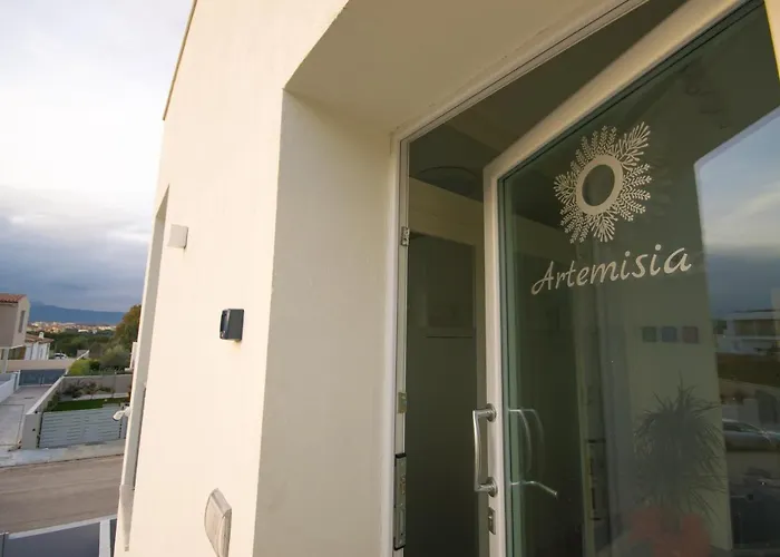 Artemisia Home