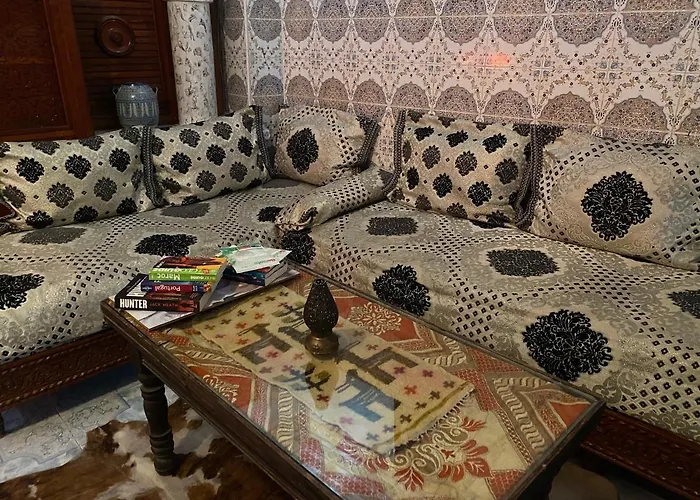 Fes Home