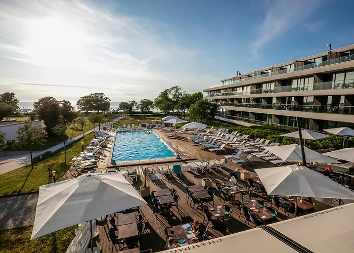 Novi Resort