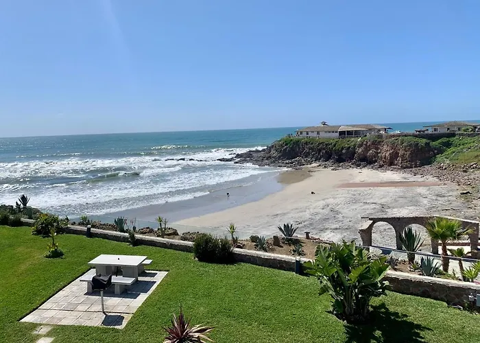 Hotel: La Jolla Excellence, Exclusive Front Beach!