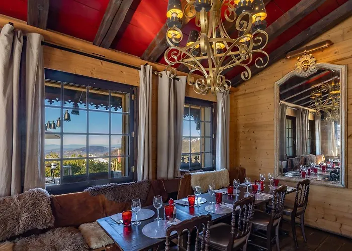 Le Coucou Hotel&Restaurant-Bar