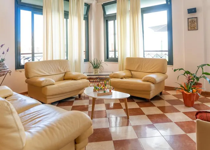 Hotel con piscina: Hotel Martinez