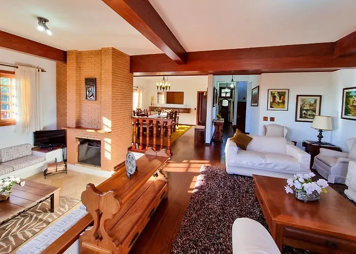 Casa Suica De Campos