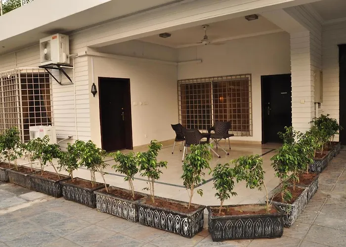 Reina Boutique Hotel - G6
