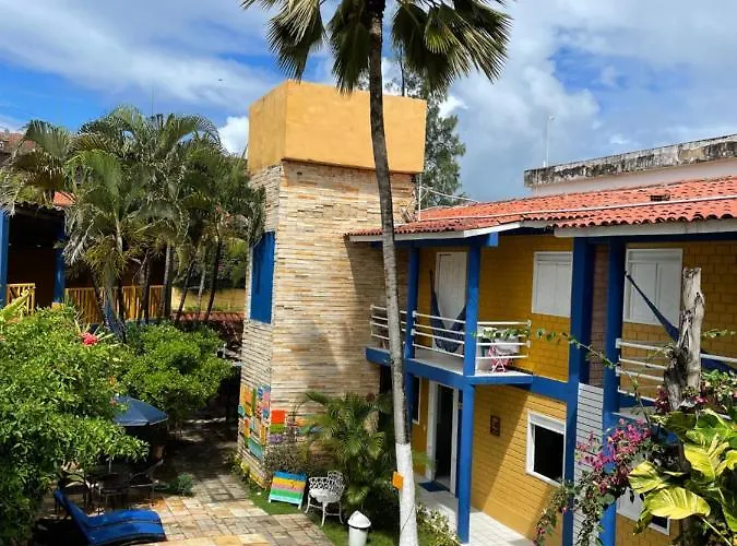 Hotel with pool: Pousada Girassol