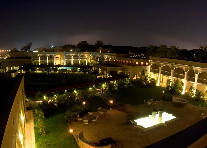 Pet Friendly hotel: Romano Palace Luxury Hotel