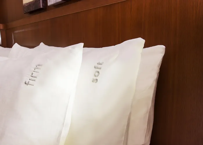 4-Sterne-Hotel: Holiday Inn Abu Dhabi By Ihg