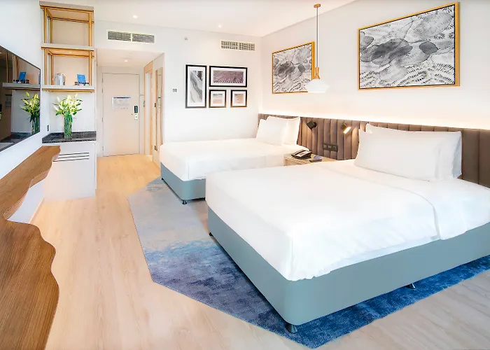 Hotel com jacuzzi: Radisson Blu Hotel & Resort, Abu Dhabi Corniche