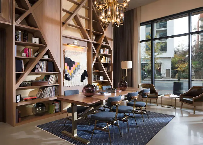 Luxury hotel only: Thompson Nashville, By Hyatt