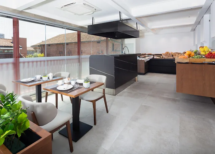 4 sterren hotel: The Corner Duomo Hotel