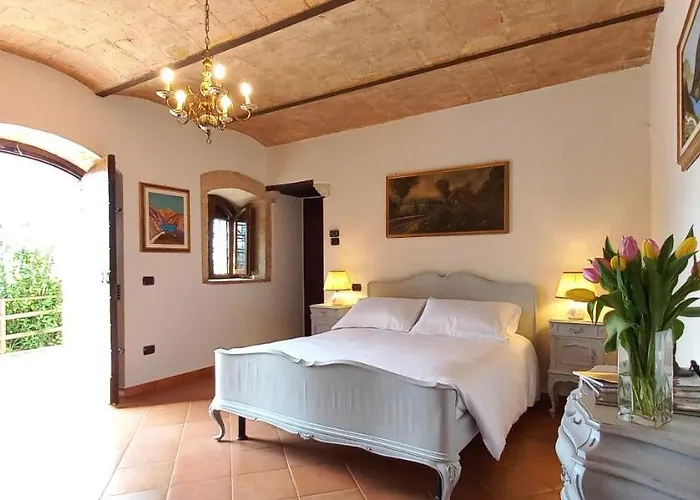 Domus Antiqua Bed & Breakfast