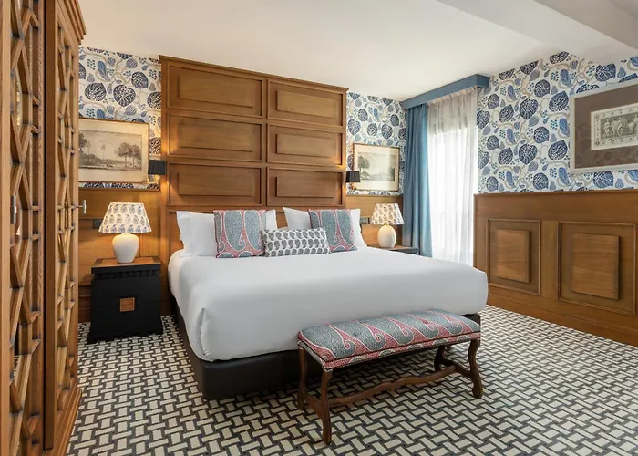 Hotels with a view Room Mate Collection Alba, Madrid